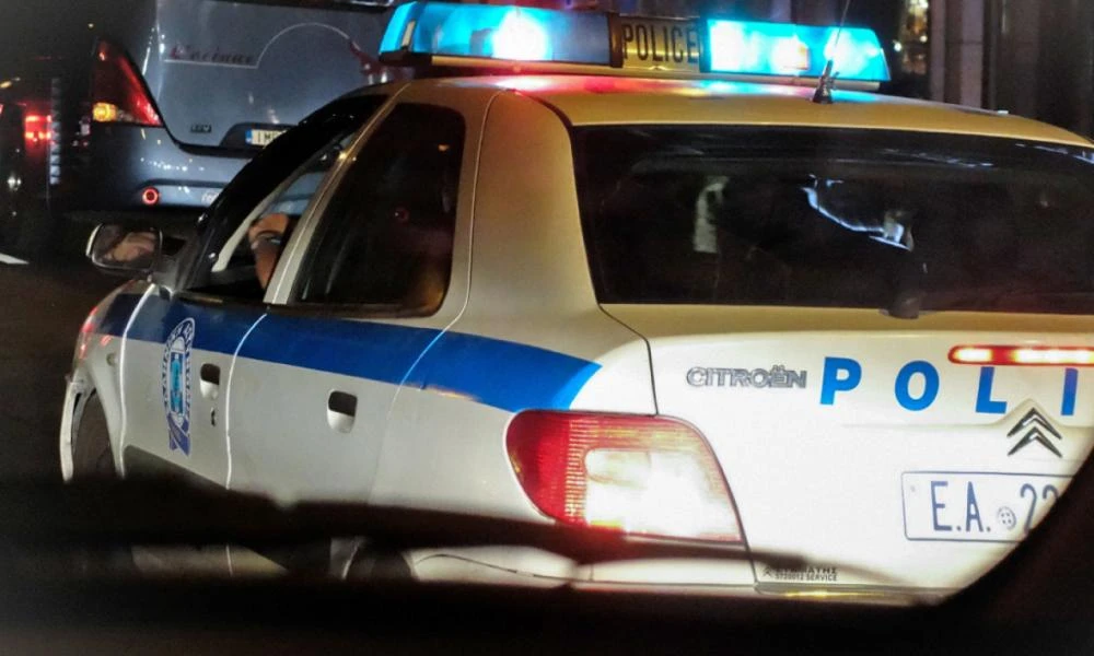 Παλαιό Φάληρο: Συνελήφθησαν δύο ανήλικοι για απόπειρα ληστείας